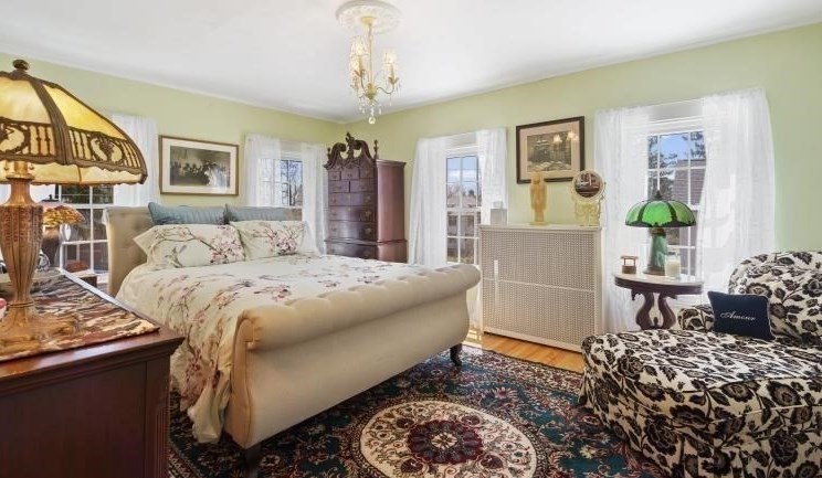 63 Highland St, Holden MA 01520-2526 exterior