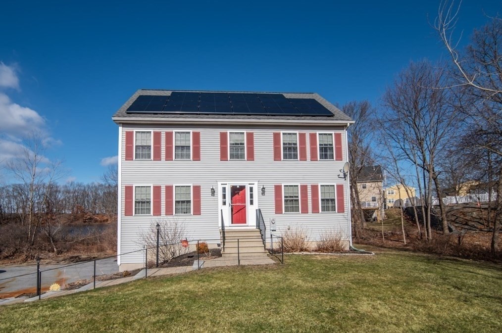 20 Devonshire St, Lawrence, MA 01843 exterior