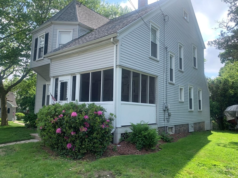 176 Garden St, Fall River, MA 02720 exterior