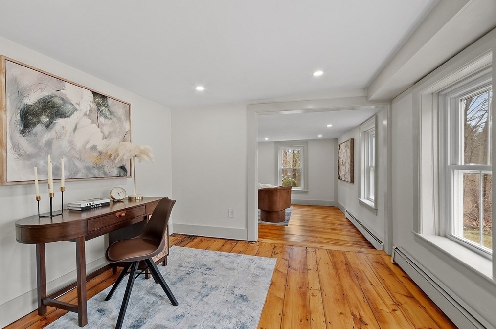 453 Main St, Northborough MA 01532-1671 exterior