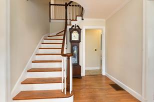 93 Hawthorn Ave - Photo 6