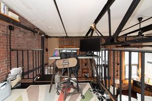 320 W 2nd St - Photo 18