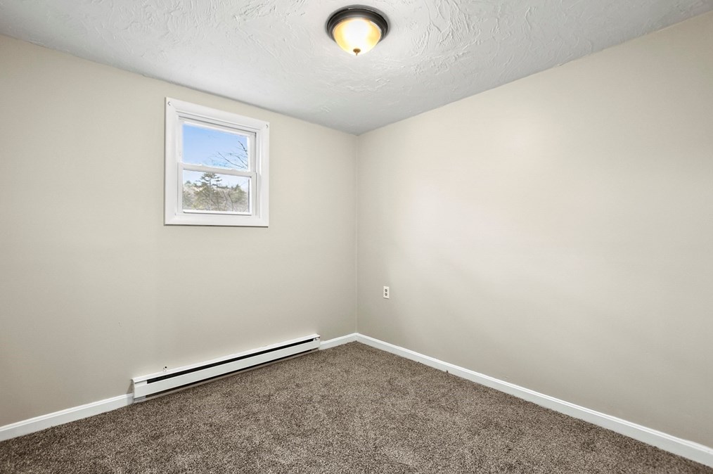 61 Byrd Ave, Royalston MA  01331-1067 exterior