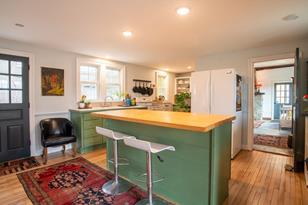 108 N Hillside Rd, Whately, MA 01373