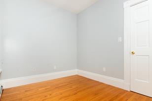 35 Chestnut St - Photo 12