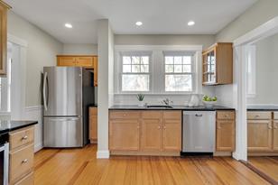 140 Harvard St - Photo 8