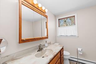 26 Spencer Dr, Plymouth MA  02360-1465 exterior