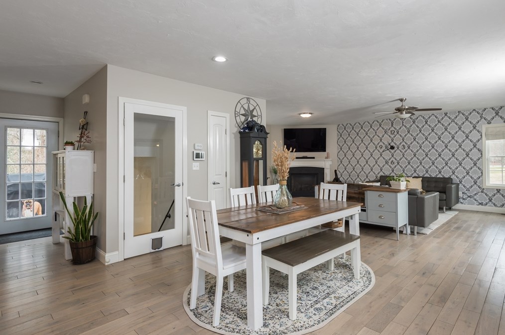 85 Christinas Path, Raynham MA  02767-1594 exterior