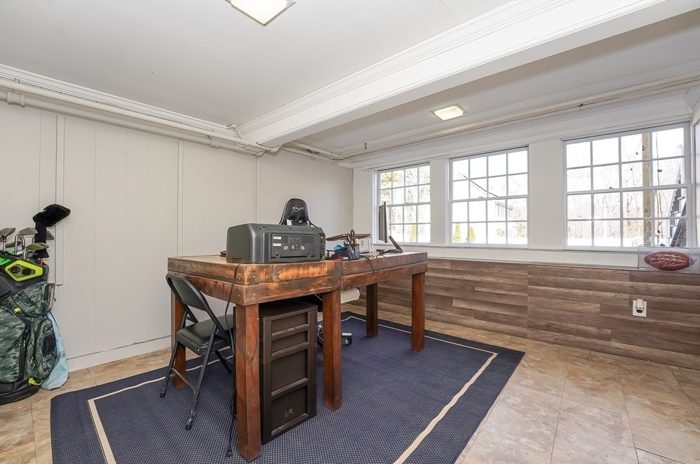 30 Pleasant St, Foxborough MA  02035-2925 exterior