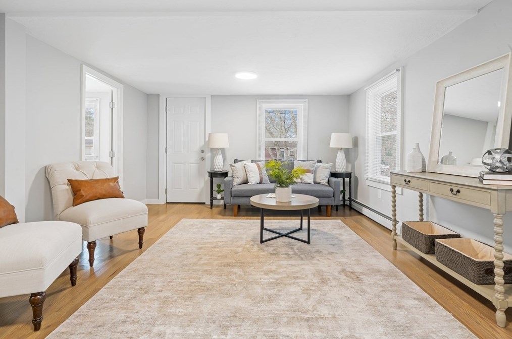 6 Belle Rd, Pembroke MA  02359-2440 exterior