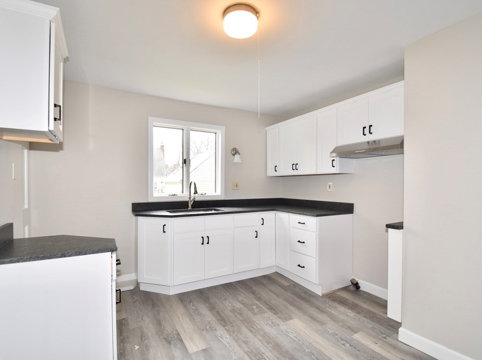 103 Maryland St, Springfield MA  01108-2629 exterior