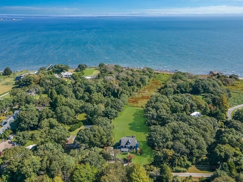 5 Narragansett St, Dartmouth, MA 02747 exterior