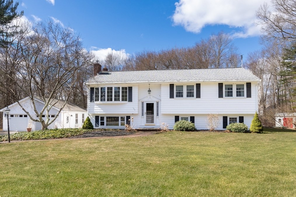 145 Allen Rd, Easton, MA 02356