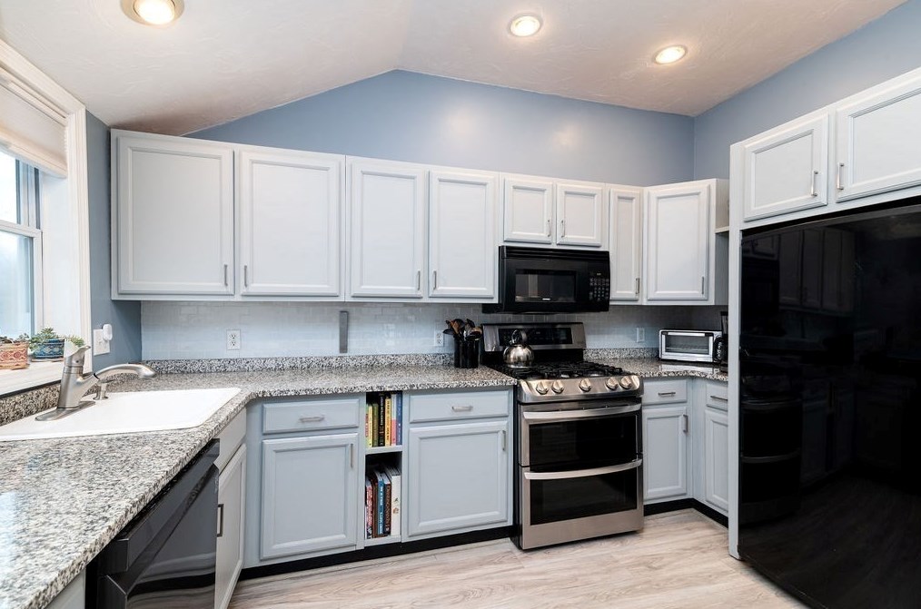 89 Post Island Rd, Quincy MA  02169-2643 exterior