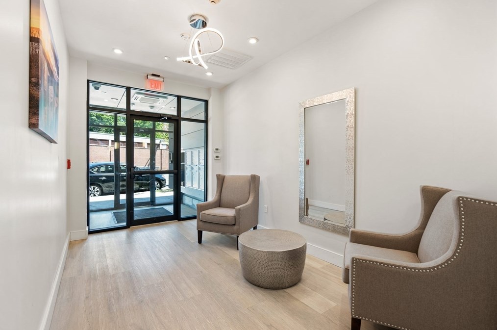 2491 Washington St #2c, Boston, MA 02119