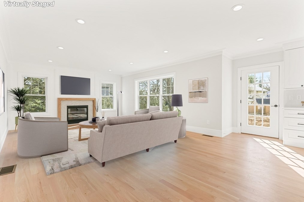 17 Emerson St, Natick MA  01760-1818 exterior