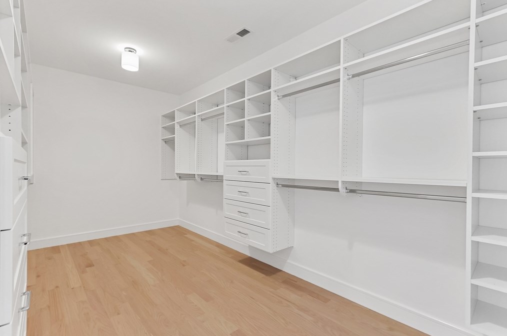 17 Emerson St, Natick MA  01760-1818 exterior