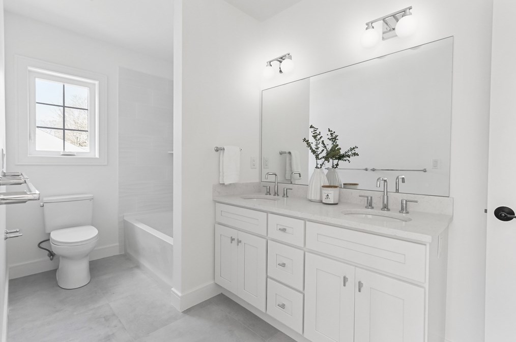 17 Emerson St, Natick MA  01760-1818 exterior