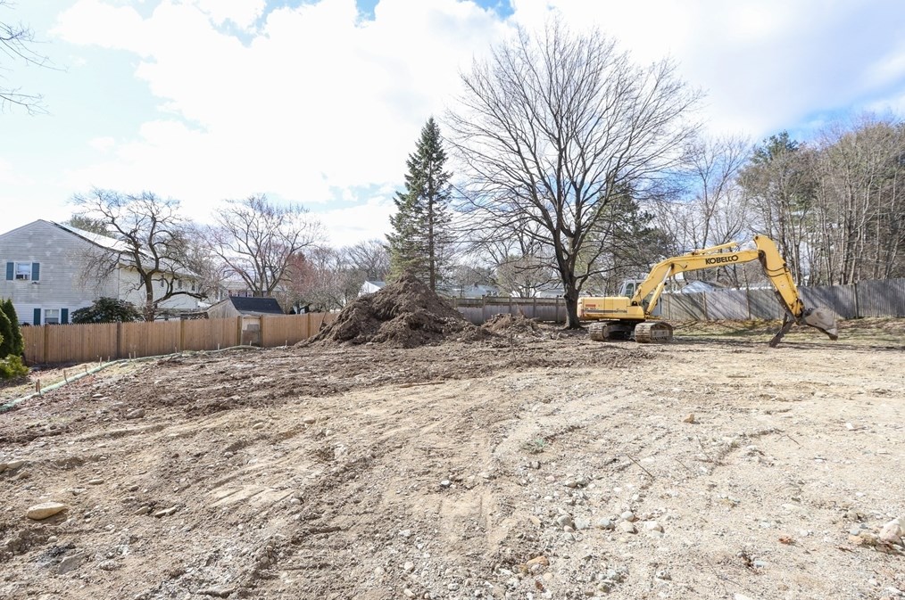 17 Emerson St, Natick MA  01760-1818 exterior