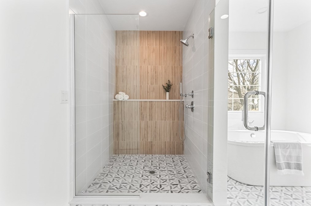 17 Emerson St, Natick MA  01760-1818 exterior