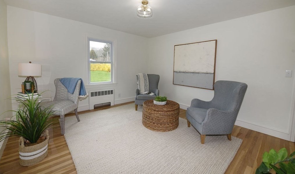 644 Taunton Ave, Seekonk MA  02771-3117 exterior