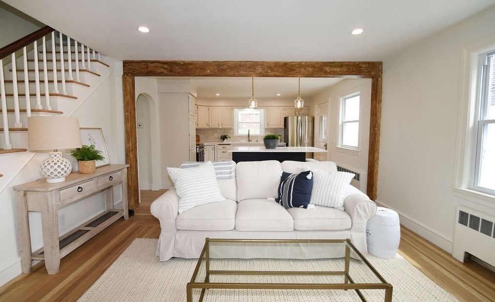 644 Taunton Ave, Seekonk MA  02771-3117 exterior