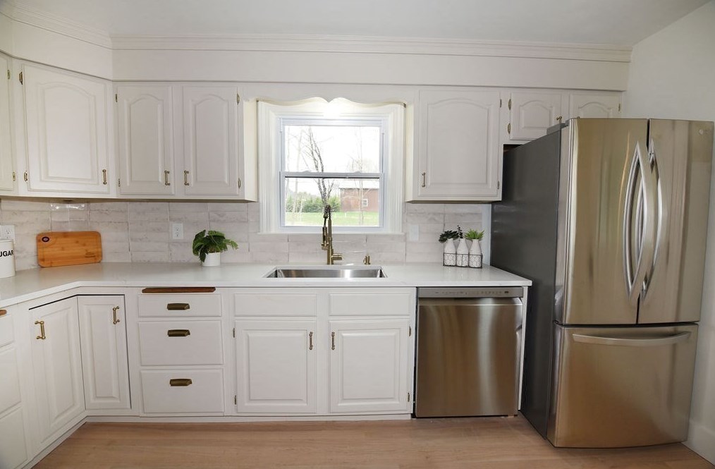 644 Taunton Ave, Seekonk MA  02771-3117 exterior