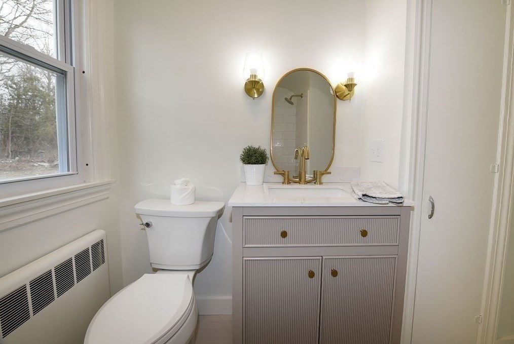 644 Taunton Ave, Seekonk MA  02771-3117 exterior