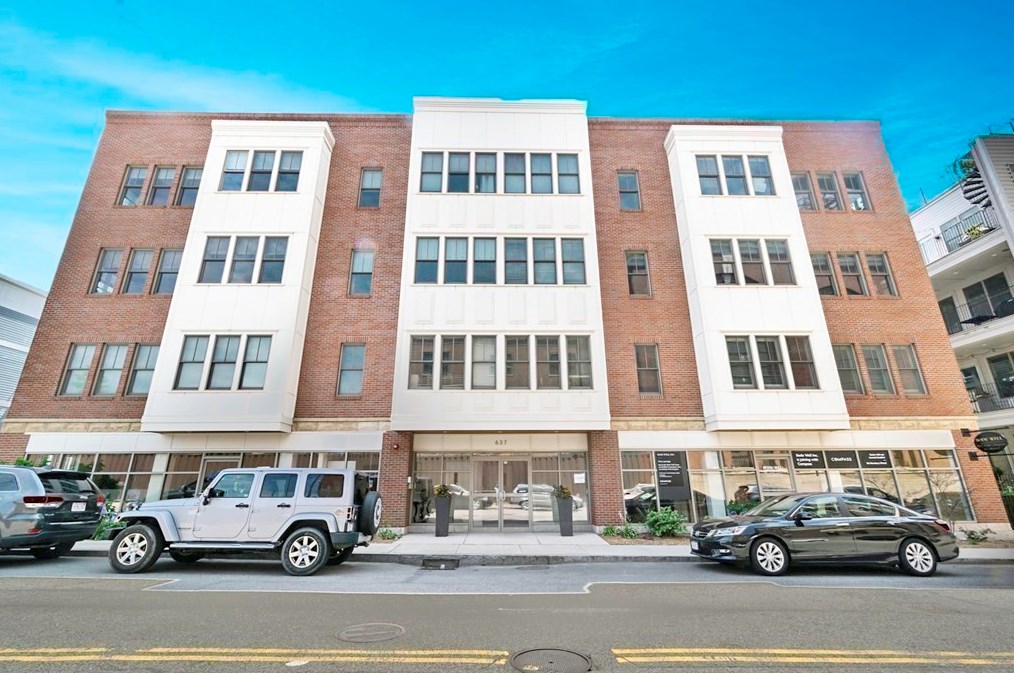 637 1st St, Boston MA  02127-1733 exterior