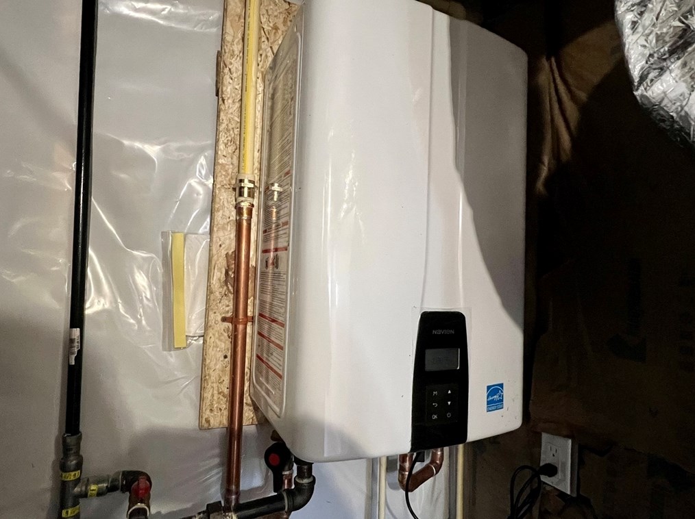 10 8th Ave, Haverhill MA 01830-3235 exterior