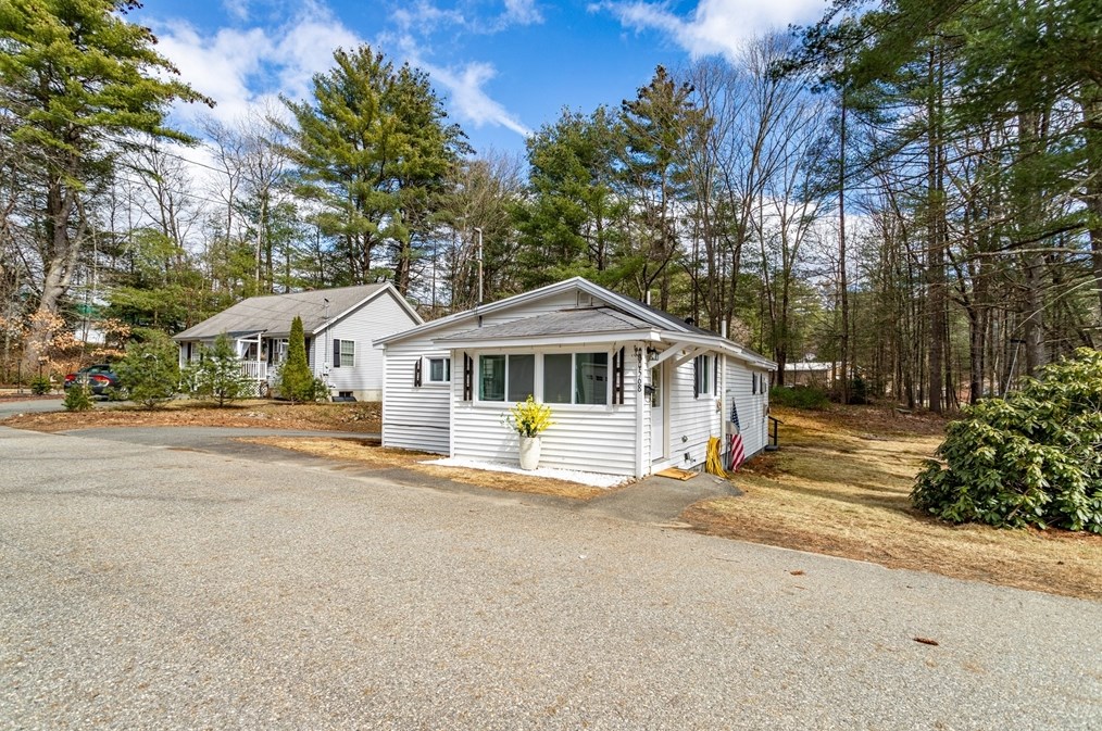 568 Harvard Ave, Royalston MA  01331-3010 exterior