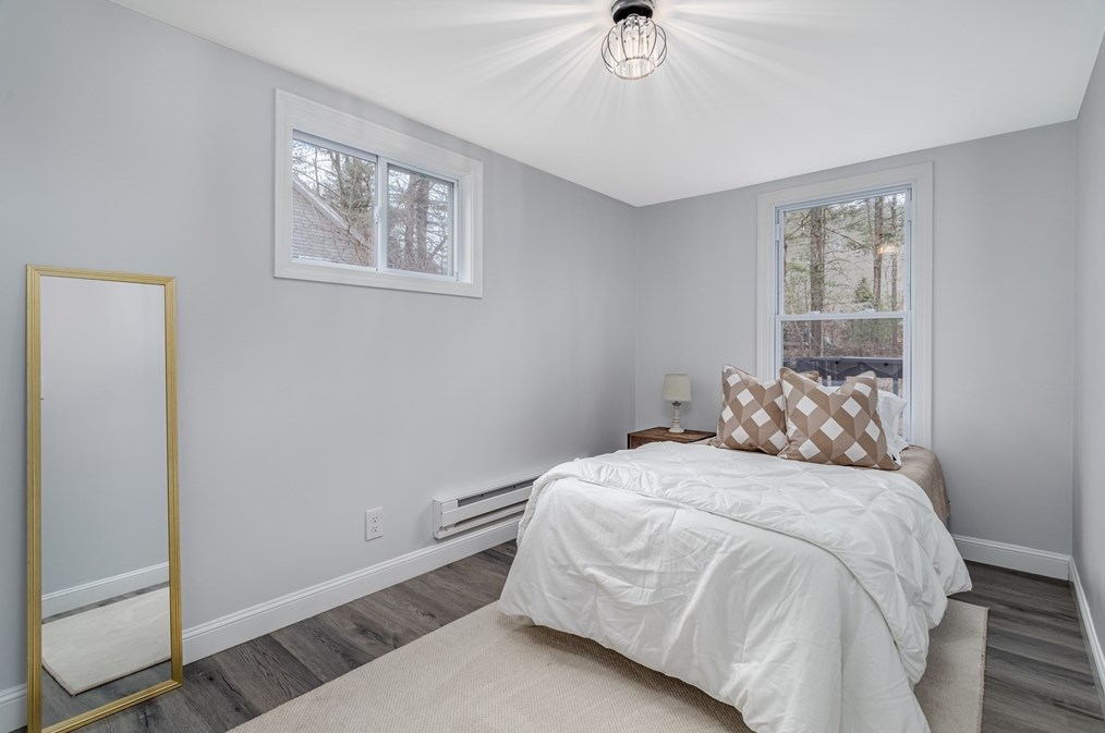 568 Harvard Ave, Royalston MA  01331-3010 exterior