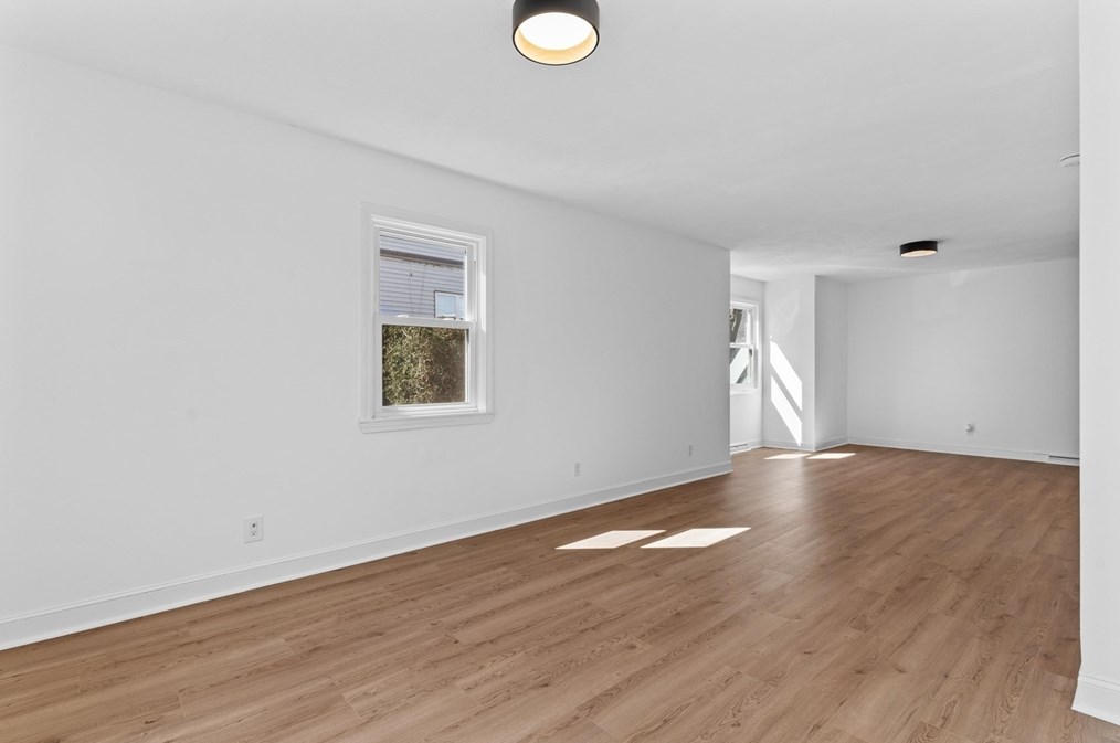 140 Irving St, Everett MA 02149-4825 exterior