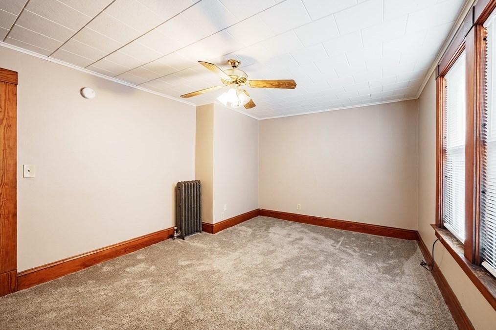 578 Springfield St, Chicopee MA 01013-2853 exterior