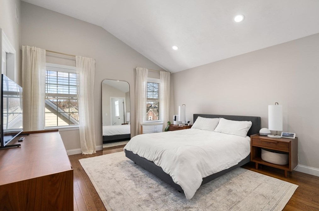 17 Plymouth St, Canton MA  02021-2927 exterior