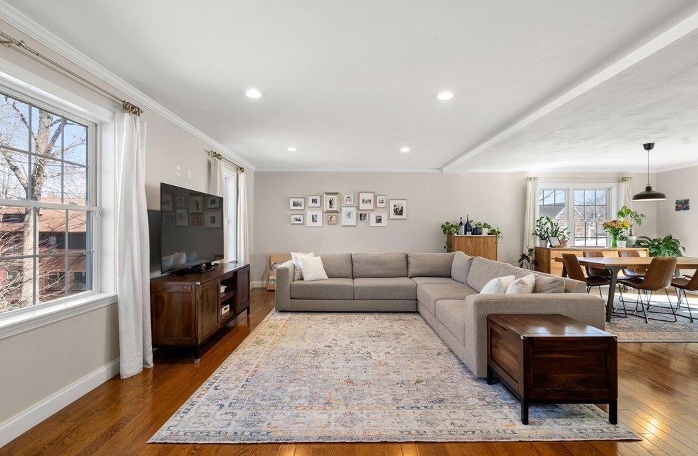 17 Plymouth St, Canton MA  02021-2927 exterior