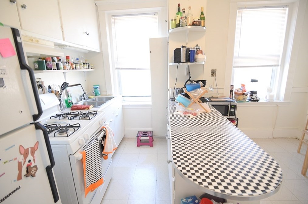 15 Parkman St #1a, Brookline, MA 02446