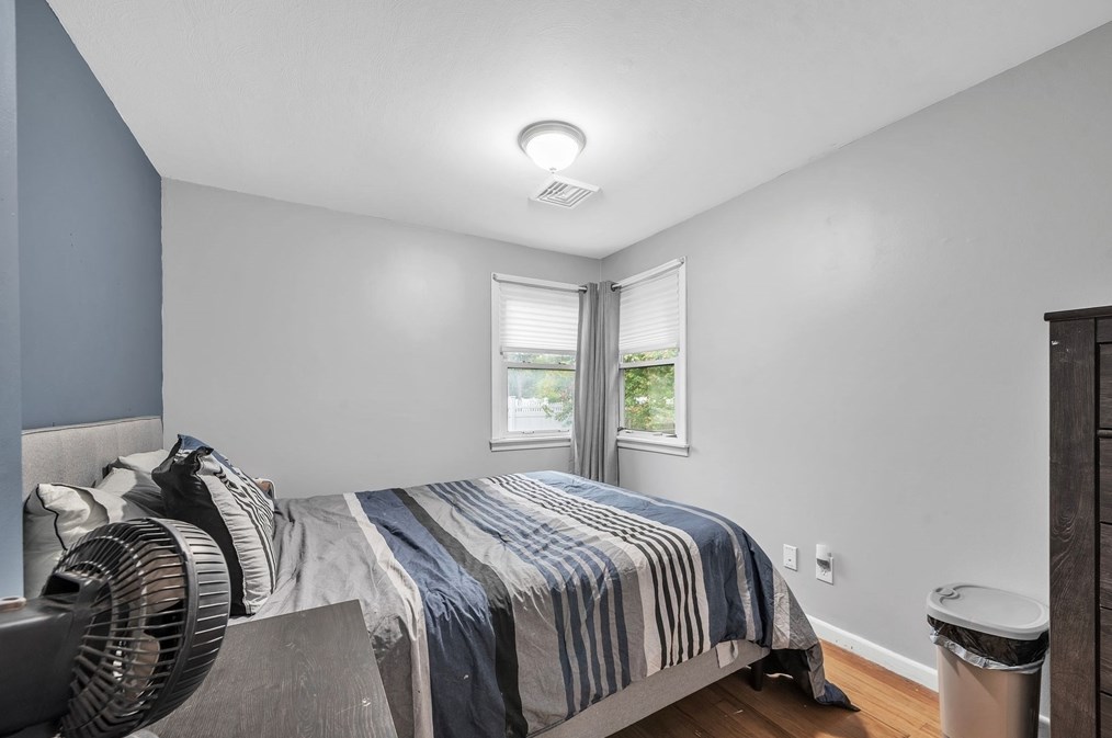 7 Lanebrook Cir, Granby MA  01033-9735 exterior