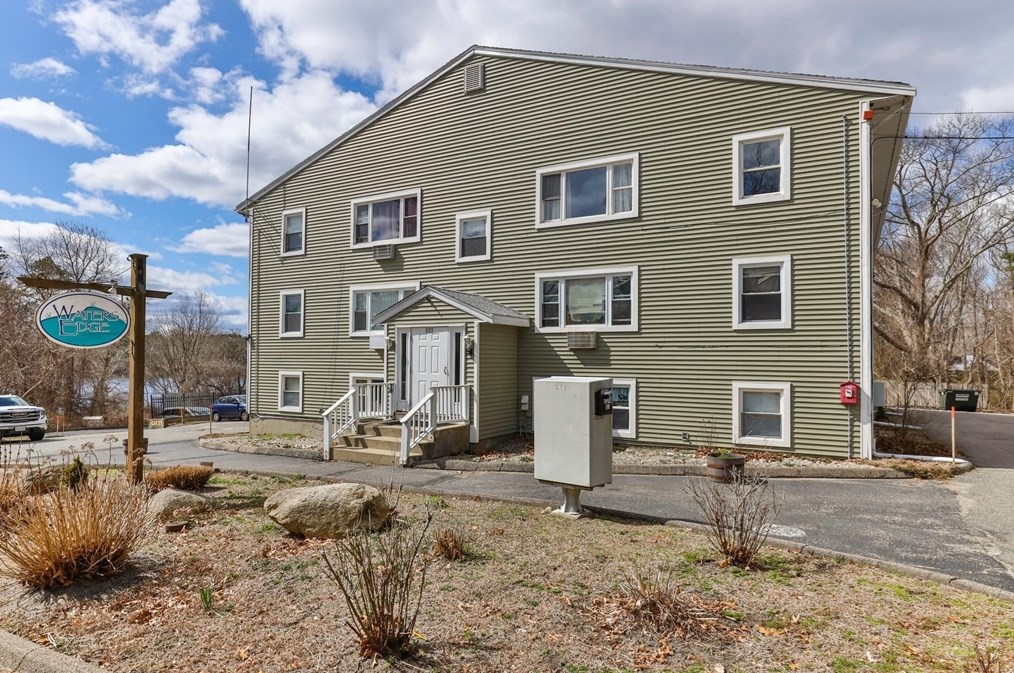 913 State Rd #14, Plymouth, MA 02360