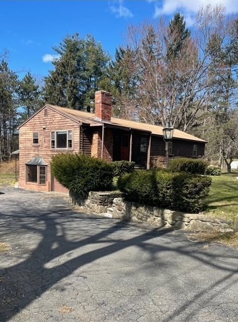 52 Peach Hill Rd, Berlin, MA 01503 exterior