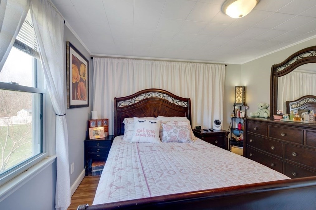 246 Purchase St, Milford MA  01757-3801 exterior