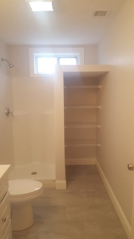 3 Meadow Rd, Lowell MA 01854-1553 exterior