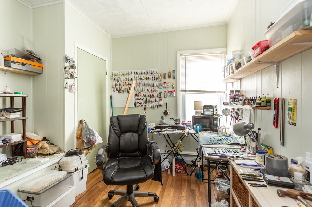 88 Howe St, Fall River MA 02724-2306 exterior