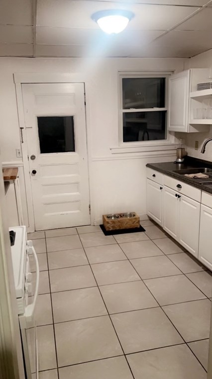 129 Webster St #2, Haverhill, MA 01830