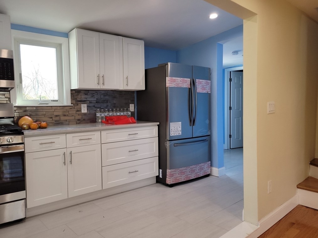 232 Summer St, Weymouth MA  02188-1321 exterior