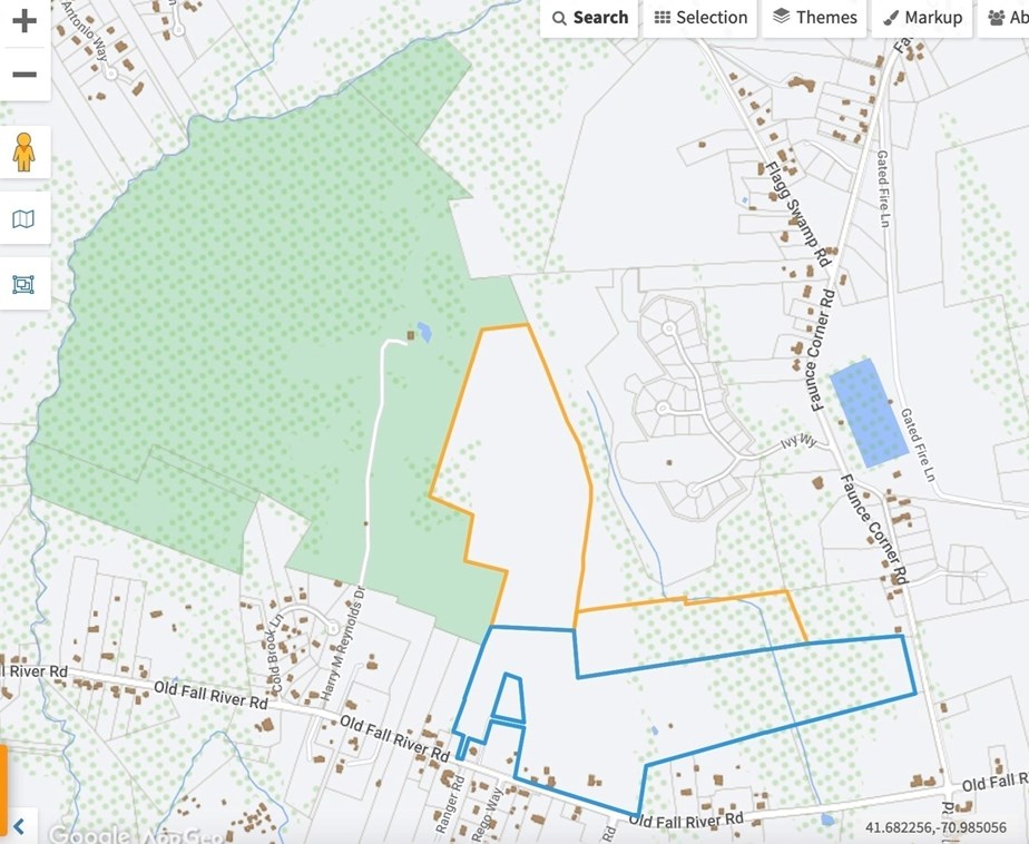 337 Old Fall Riv Rd, Dartmouth MA 02747-1248 exterior