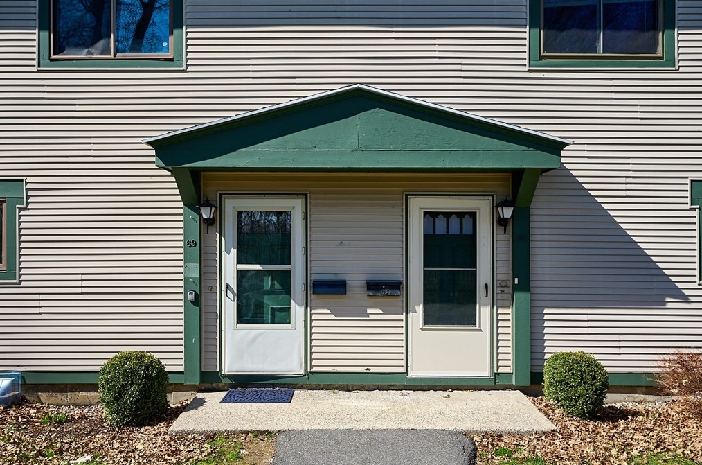 170 E Hadley Rd #69, Amherst, MA 01002