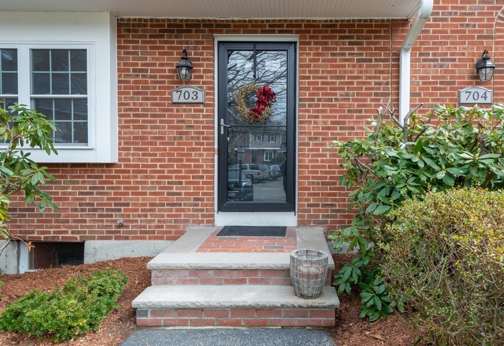 320 Newbury St #703, Danvers, MA 01923