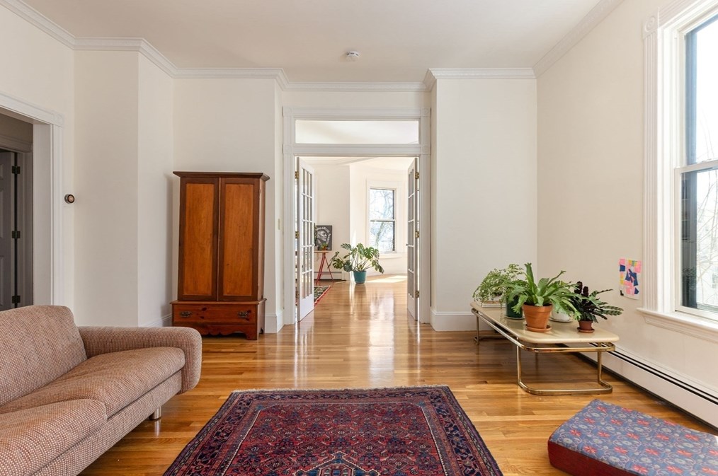 40 Dartmouth St #2, Somerville, MA