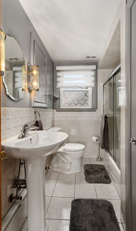 478 Central St, Saugus MA  01906-3745 exterior